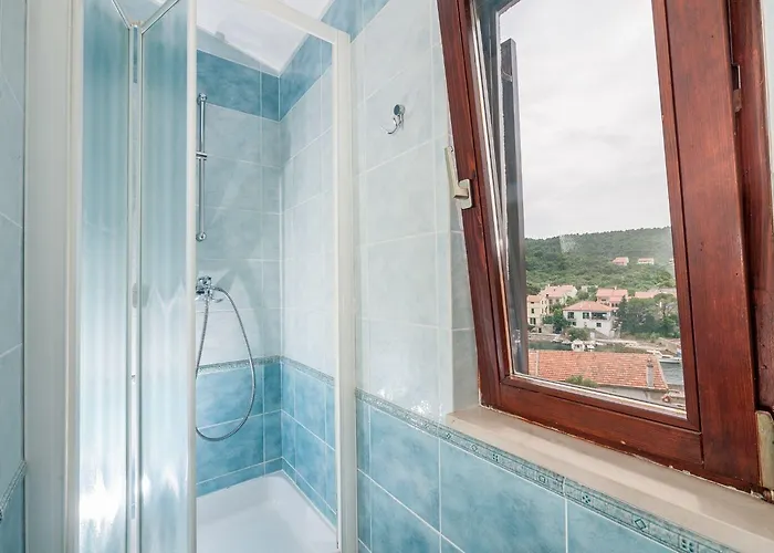 Ivan Apartament Božava